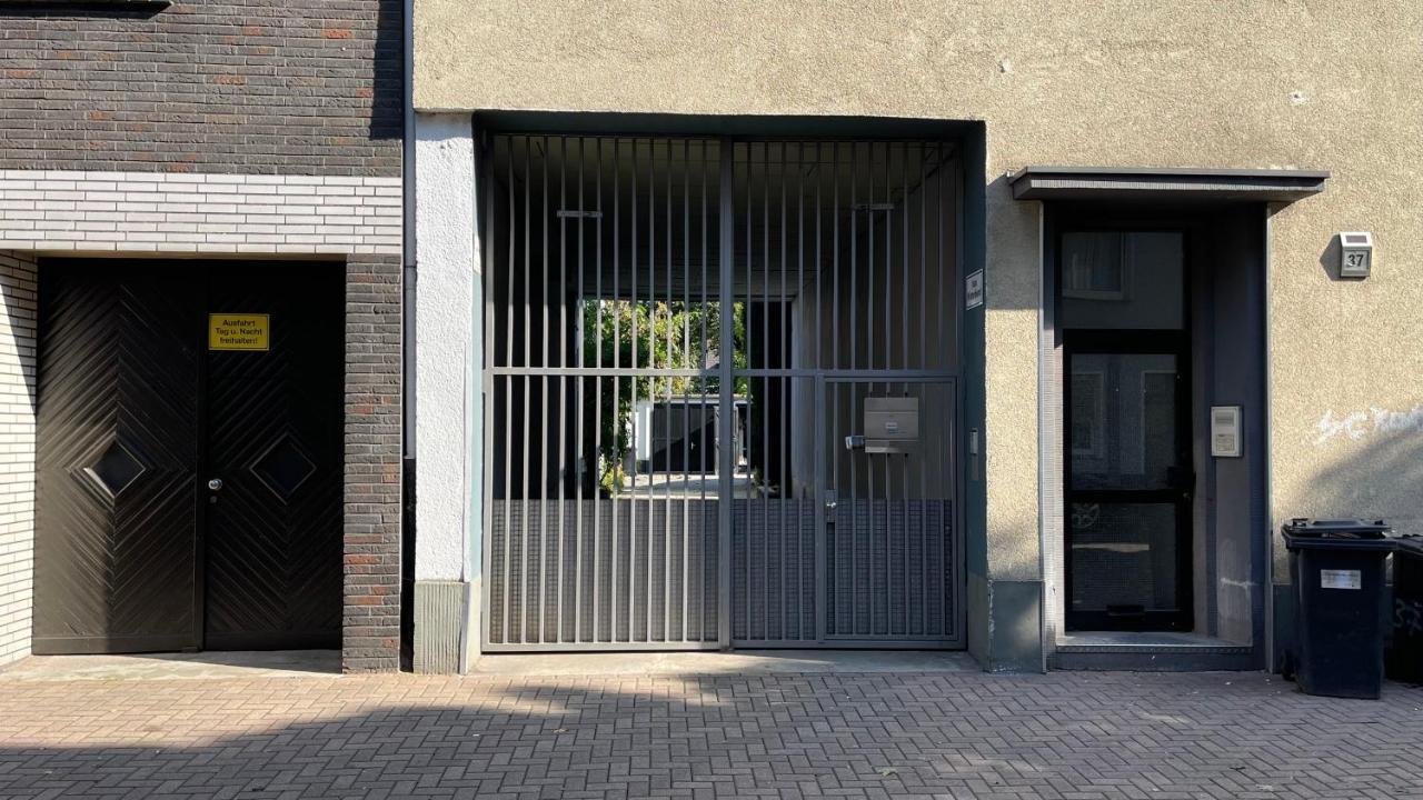 Oase Im Gruenen Hinterhof, Eg, Ruhe, Terrasse, Carport, Free Paytv, Kaffee&Tee, Fahrraeder Daire Duisburg Dış mekan fotoğraf